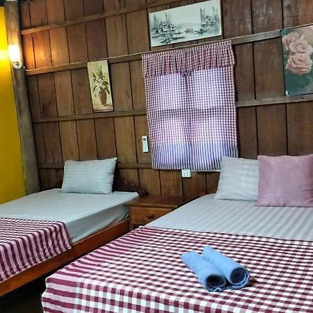 Fish Island Bungalows Kampot Esterno foto