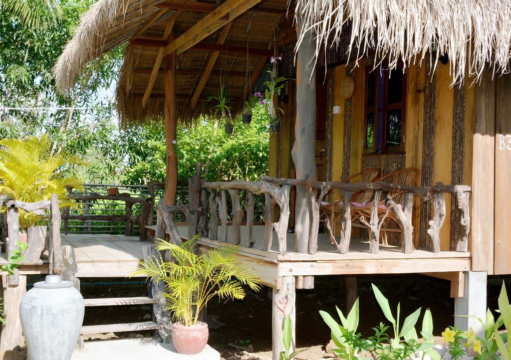 Fish Island Bungalows Kampot Esterno foto