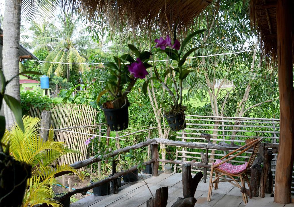 Fish Island Bungalows Kampot Esterno foto